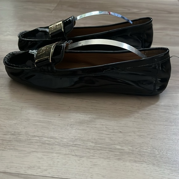 Flats - Picture 4 of 6